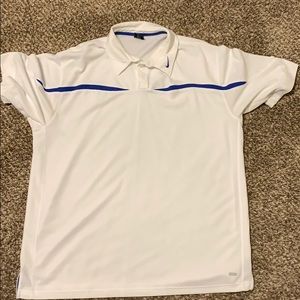 Nike Shirt 💰(MAKE AN OFFER)💰